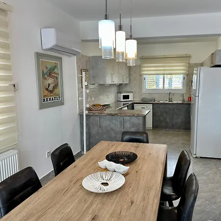 Вилла M & S *