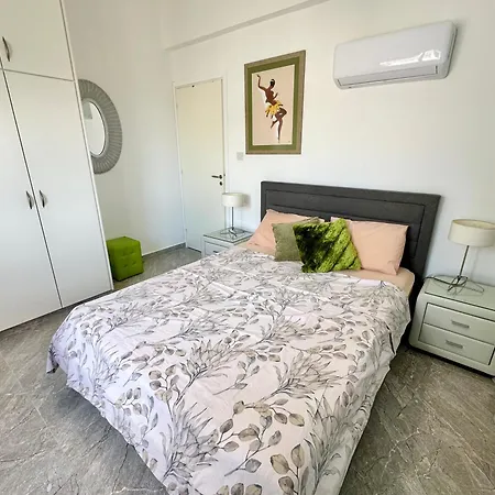 M & S Villa Coral Bay